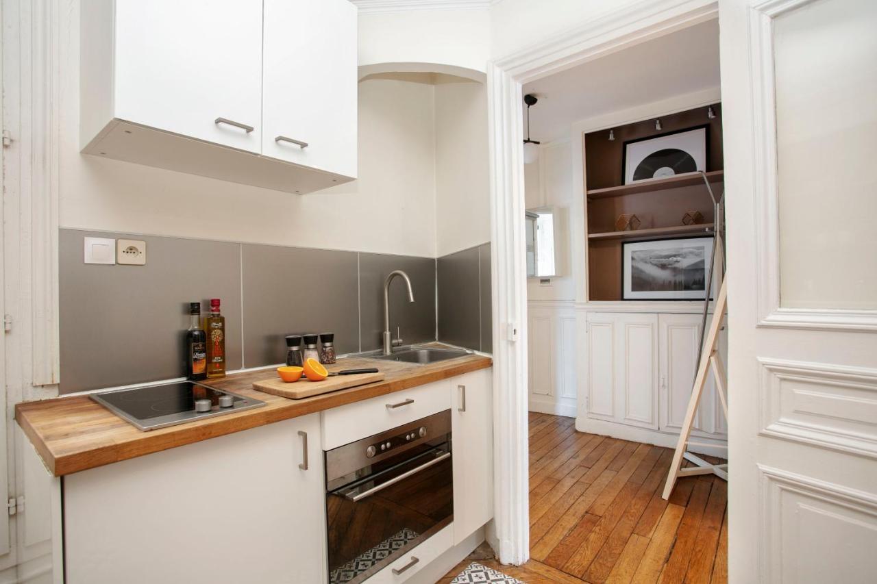 Latin Quarter With Balcony - Cityapartmentstay Paris Exterior photo